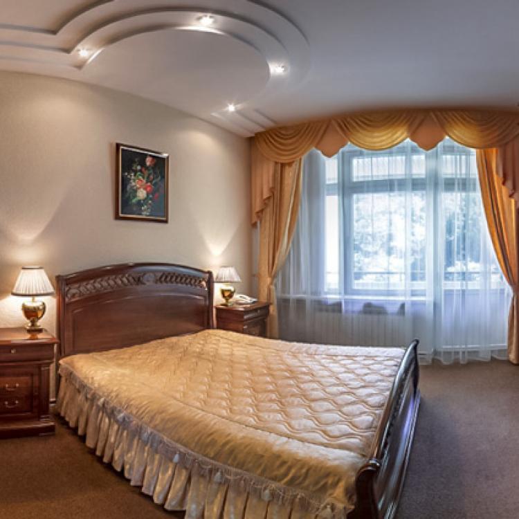 Спальня в 2 местных 3 комнатных Апартаментах, Корпус А санатория Горный воздух. Железноводск